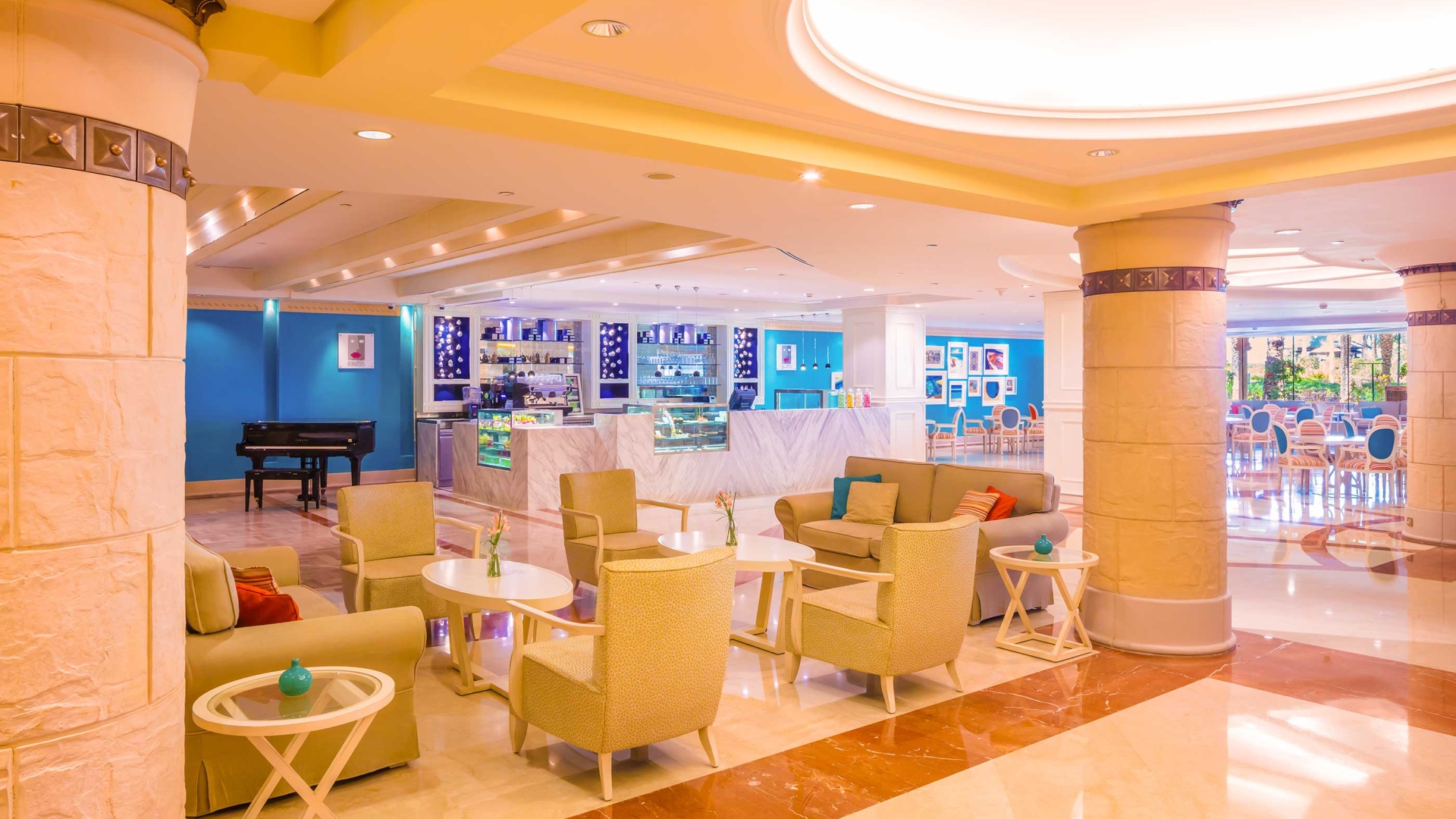 lobby Coral Beach Resort Sharjah 